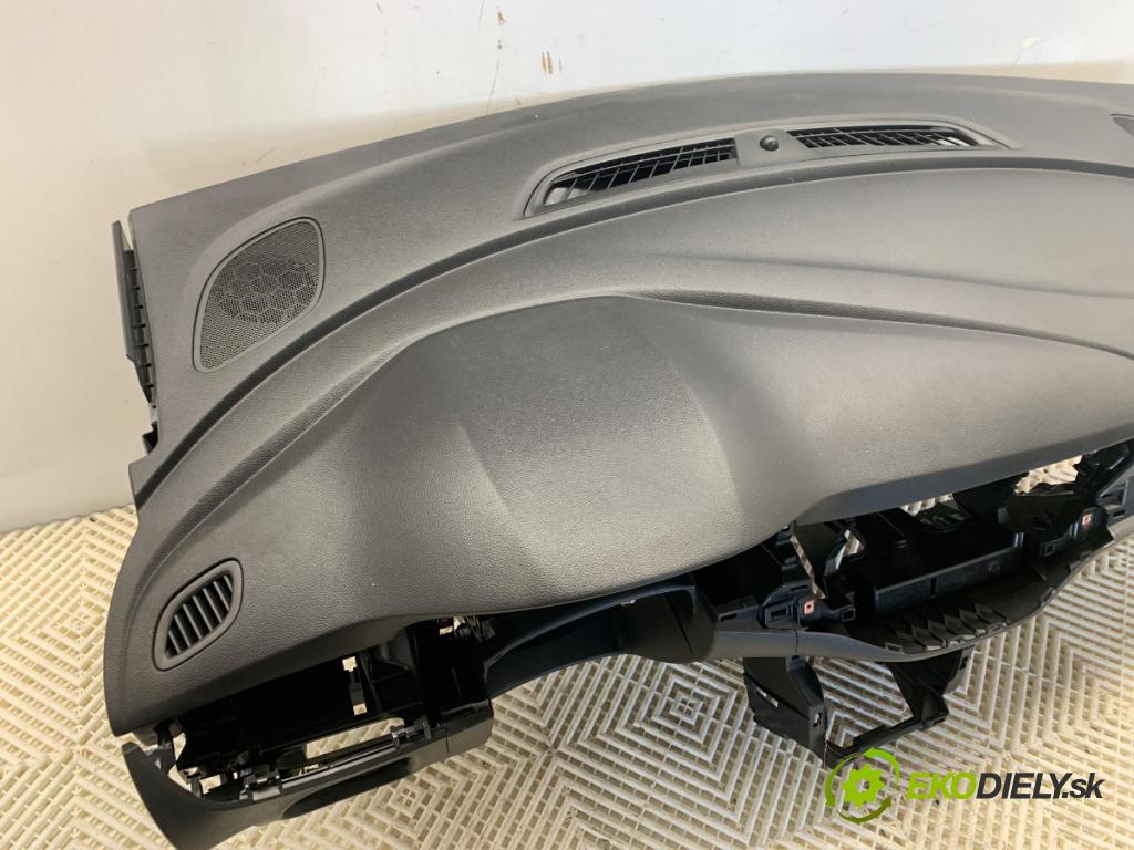 OPEL ASTRA K Kombi 2021 107 kW 1.2 Turbo (35) 1199 Palubná doska VANKÚŠ: spolujazdca