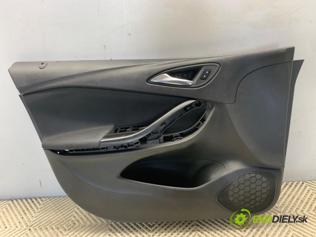 OPEL ASTRA K Kombi 2021 107 kW 1.2 Turbo (35) 1199 čalúnenie Dvere ľavy predný 