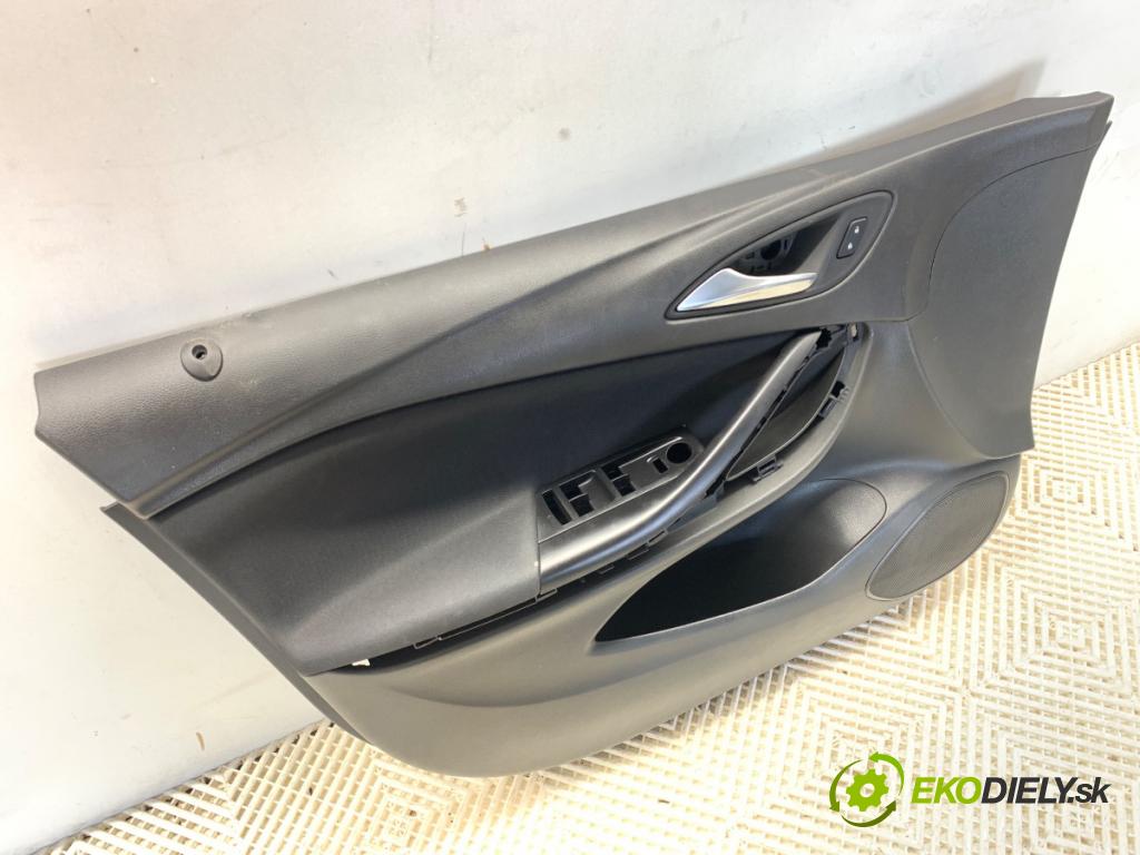 OPEL ASTRA K Kombi 2021 107 kW 1.2 Turbo (35) 1199 čalúnenie Dvere ľavy predný