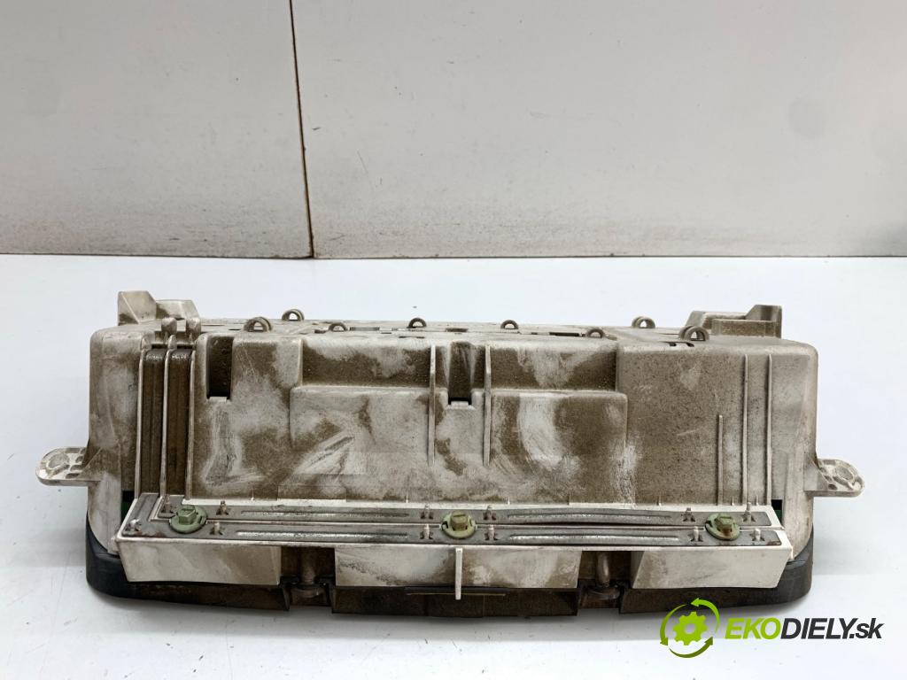 VW TRANSPORTER T4 Autobus 1998 57 kW 2.4 D 2370 prístrojovka 7D0919850H (Přístrojová deska)