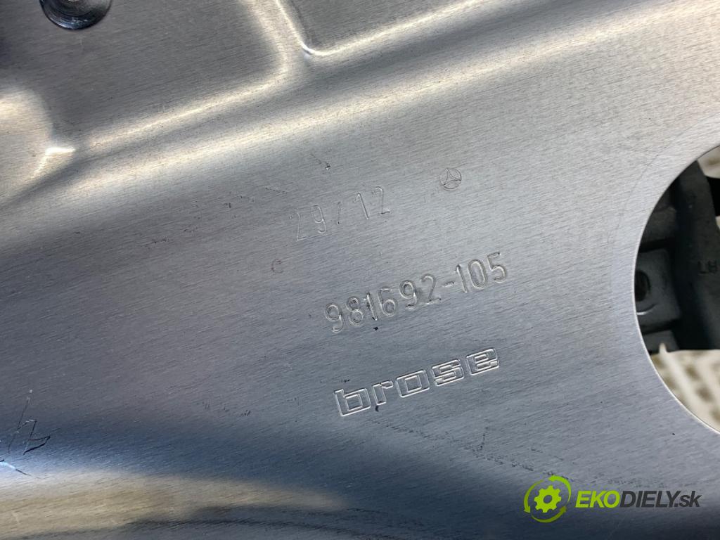 MERCEDES-BENZ X204 SUV 2012 150 kW 250 CDI 4-matic (204.982, 204.904) 2143 mechanismus okna levý přední část