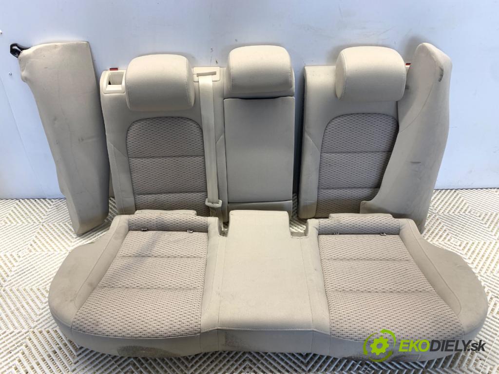 SKODA SUPERB II liftback 2013 103 kW 2.0 TDI 1968 Sedadlá, sedačky Sedadlo