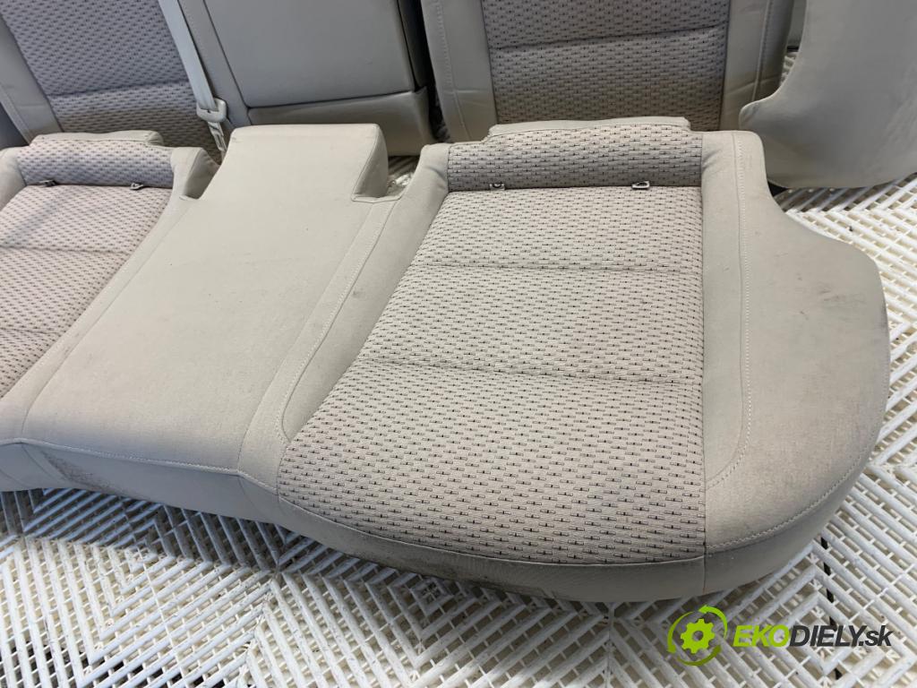 SKODA SUPERB II liftback 2013 103 kW 2.0 TDI 1968 Sedadlá, sedačky Sedadlo