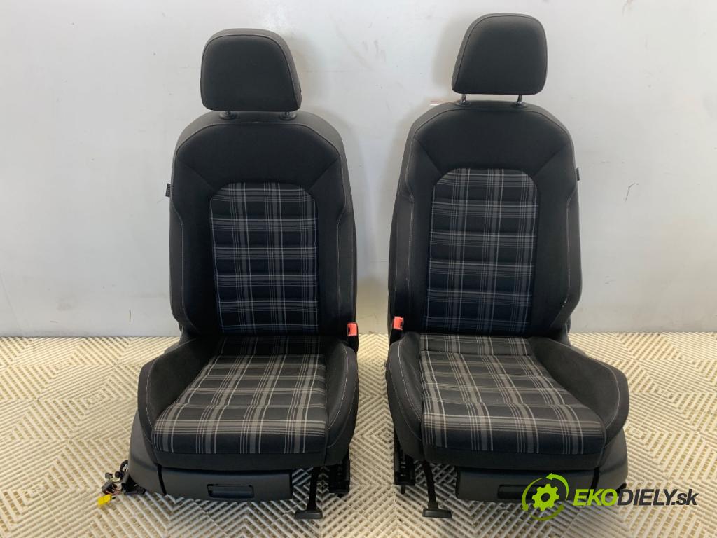 VW GOLF VII liftback 2015 135 kW 2.0 GTD 1968 sedadla sedačky sedadlo boční