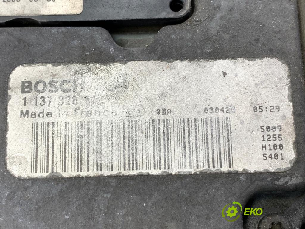PORSCHE CAYENNE SUV 2003 250 kW S 4.5 4511 Ventilátor chladiča 7L0121203G (Ventilátor)