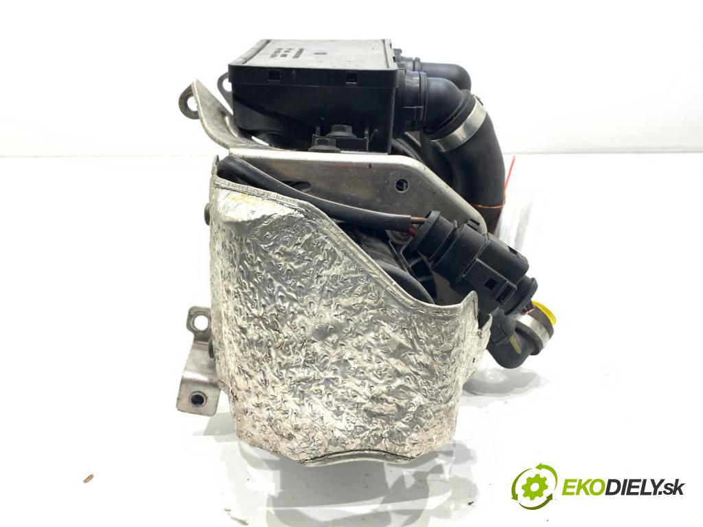 AUDI A8 D4 sedan 2012 368 kW 6.3 W12 quattro 6299 pumpa vzduchu sekundárního 4H0131837A (Topení, ventilace ostatní)