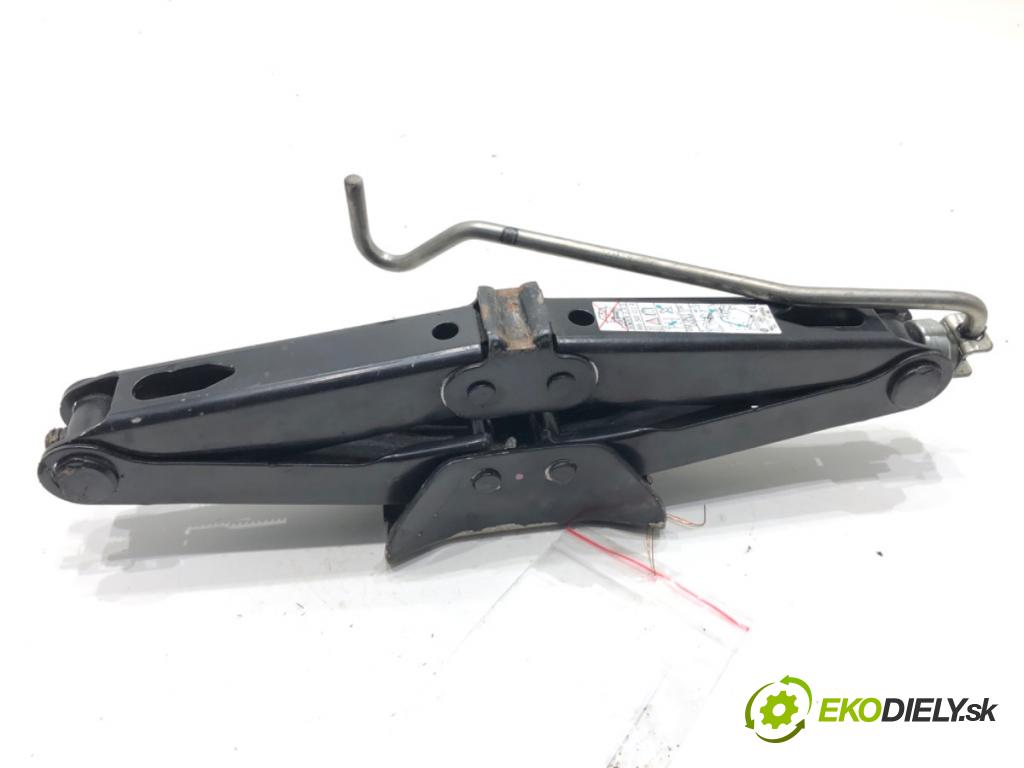 RENAULT LAGUNA III liftback 2008 96 kW 2.0 dCi (BT07, BT0J, BT14, BT1A, BT1S) 1995 ZVEDÁK: - mechanismus 995500011R