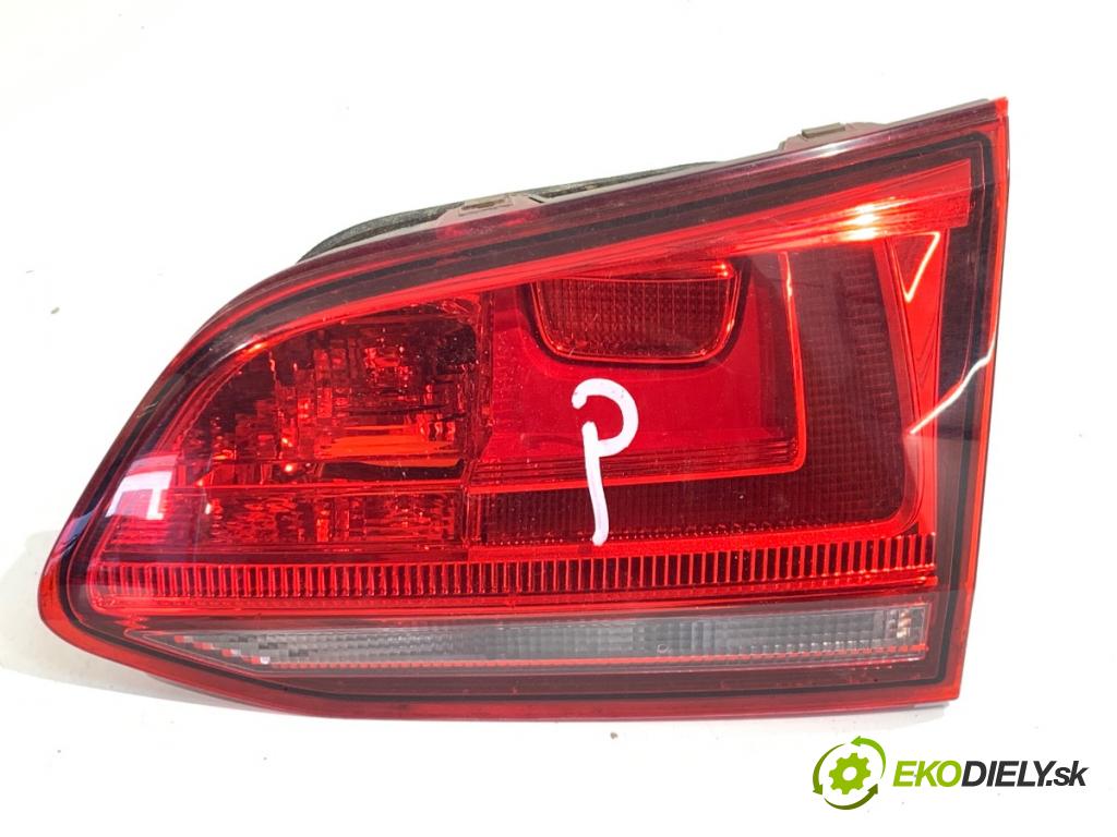 VW GOLF VII Kombi 2014 81 kW 1.6 TDI 1598 světlo pravý zadní část vnitřní 5G9945094D