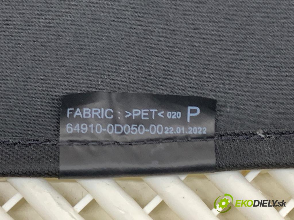 TOYOTA YARIS IV SUV 2022 68 kW 1.5 Hybrid (MXPJ10) 1490 pláto zadní část 64910-0D050