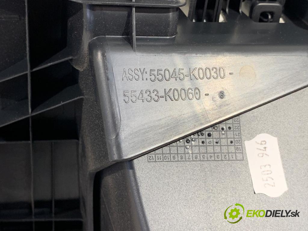 TOYOTA YARIS IV SUV 2022 68 kW 1.5 Hybrid (MXPJ10) 1490 přihrádka kastlík spolujezdce  (Přihrádka (kastlík))