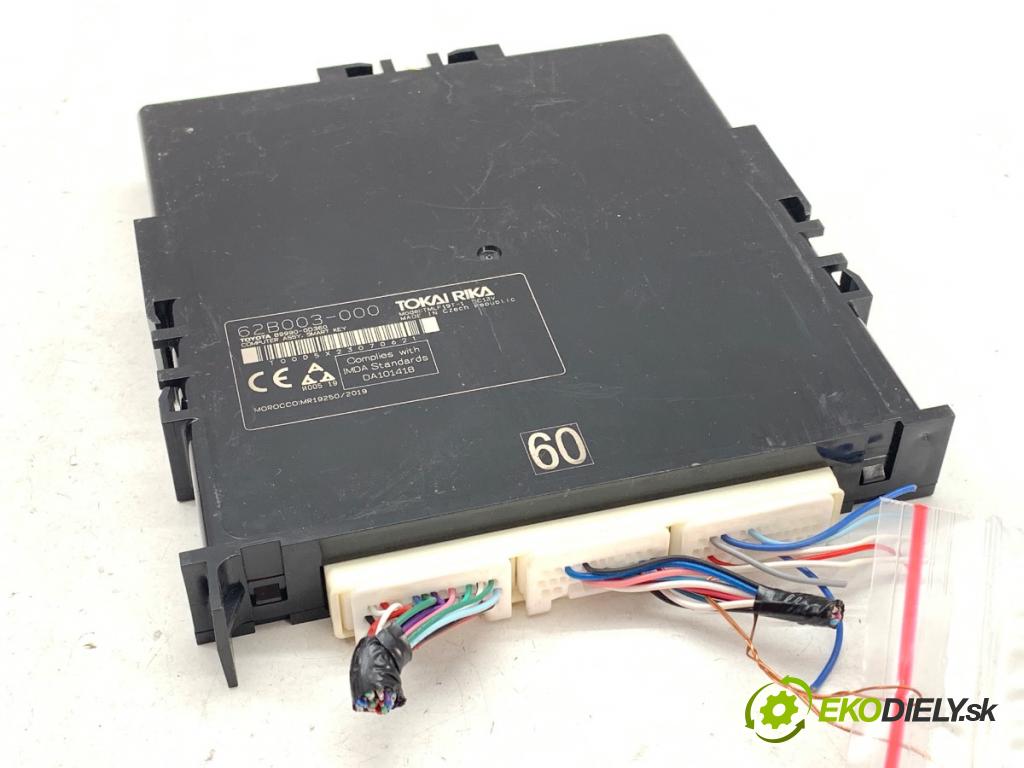 TOYOTA YARIS IV SUV 2022 68 kW 1.5 Hybrid (MXPJ10) 1490 modul KEYLESS 89990-0D360