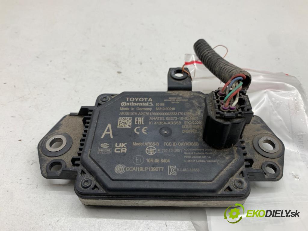 TOYOTA YARIS IV SUV 2022 68 kW 1.5 Hybrid (MXPJ10) 1490 modul RADAR: DISTRONIC 88210-0D010