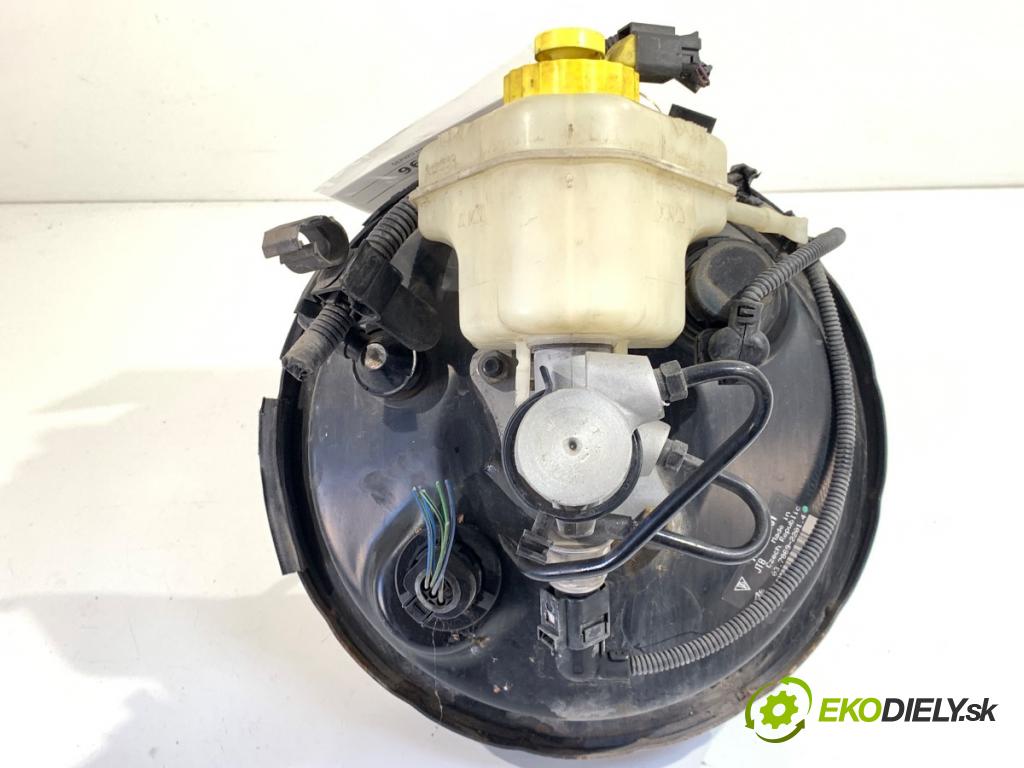 PORSCHE CAYENNE SUV 2003 250 kW S 4.5 4511 posilovač bŕzd 7L5612101