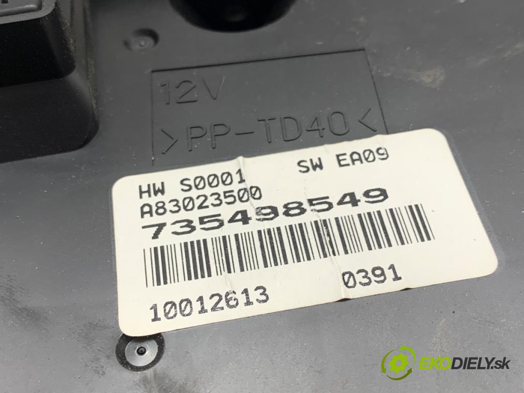 FIAT DOBLO II Nadwozie pełne/minivan 2011 99 kW 2.0 D Multijet 1956 Panel ovládaní topení 735498549 (Páčky pod volantem)