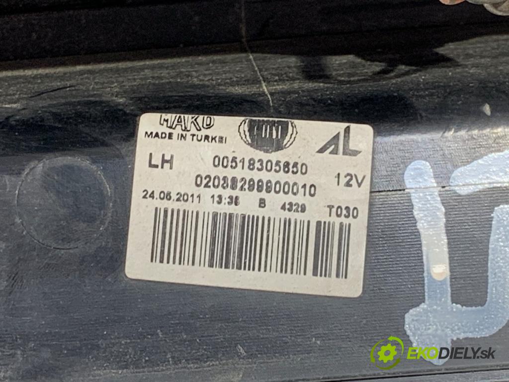 FIAT DOBLO II Nadwozie pełne/minivan 2011 99 kW 2.0 D Multijet 1956 světlo levý zadní část 00518305650