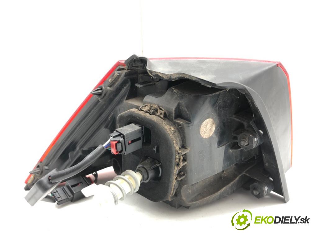 VW GOLF VII liftback 2015 135 kW 2.0 GTD 1968 Svetlo pravy zad 5G0945208