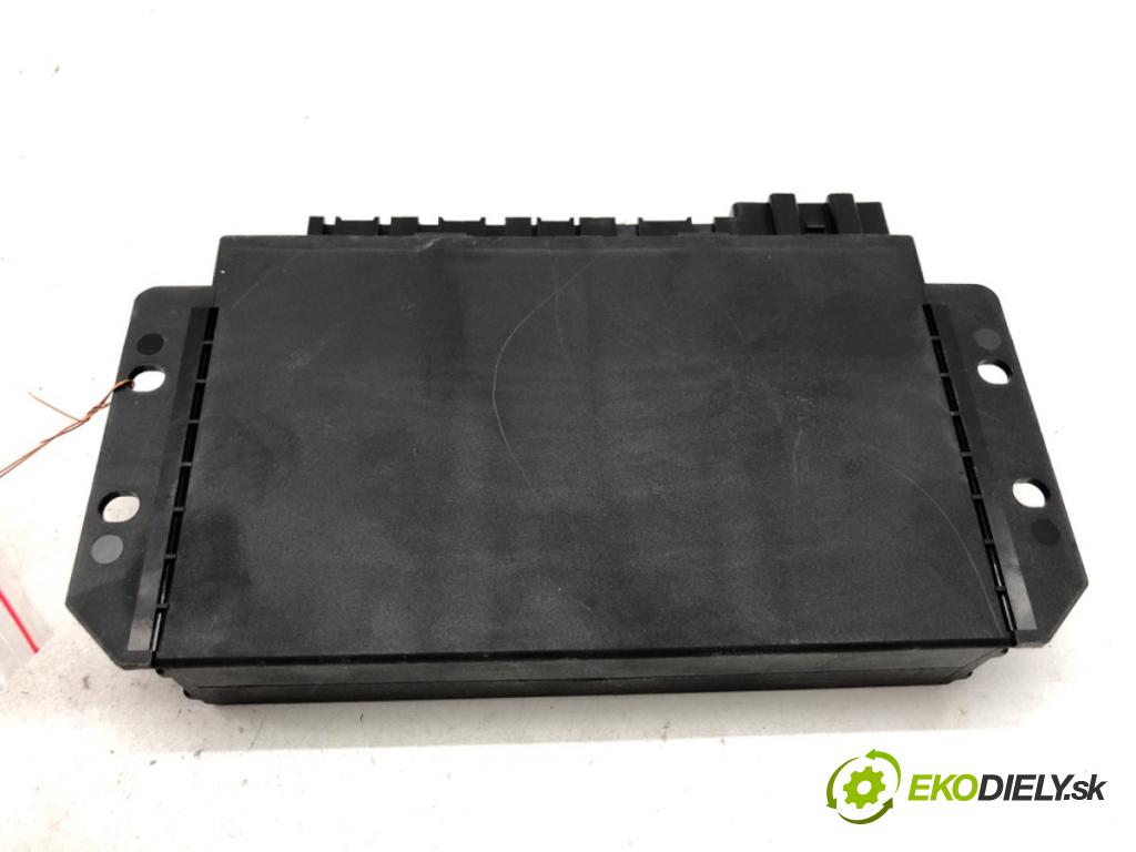 AUDI A2 liftback 2000 55 kW 1.4 TDI 1422 modul komfortu 8Z0959433D (Komfortní modul)