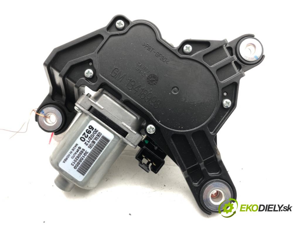 OPEL ASTRA K Kombi 2021 107 kW 1.2 Turbo (35) 1199 Motor stieračov zad 39156859