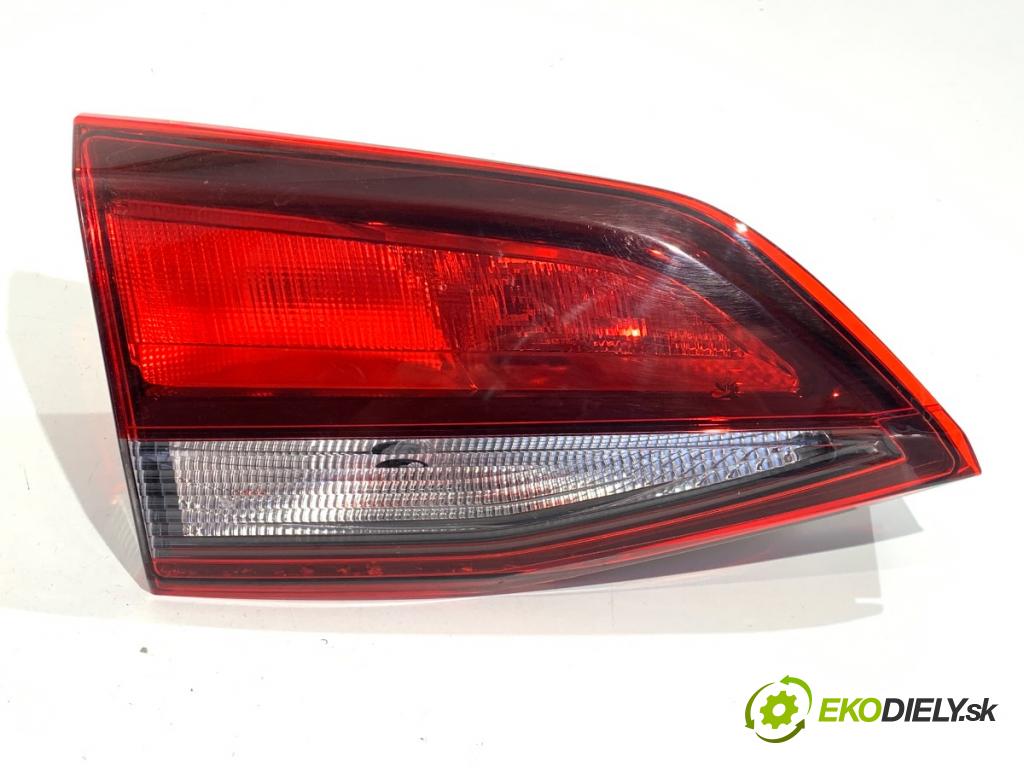 OPEL ASTRA K Kombi 2021 107 kW 1.2 Turbo (35) 1199 světlo levý zadní část vnitřní 39077378