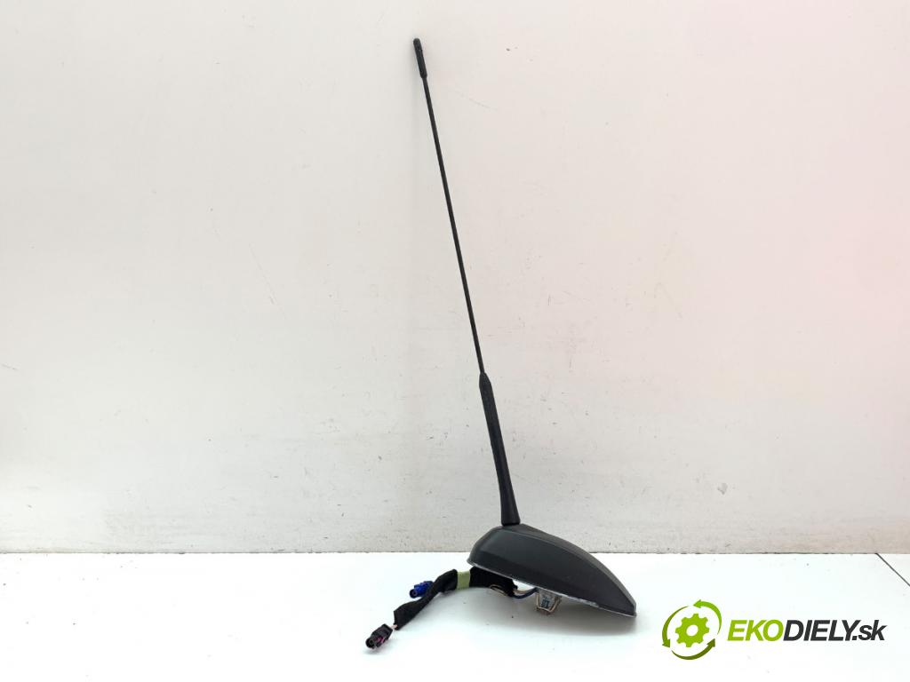 OPEL ASTRA K Kombi 2021 107 kW 1.2 Turbo (35) 1199 ANTENA 39151094