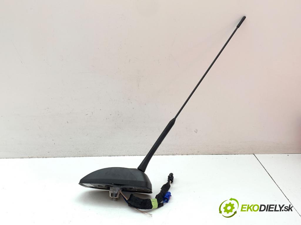 OPEL ASTRA K Kombi 2021 107 kW 1.2 Turbo (35) 1199 ANTENA 39151094