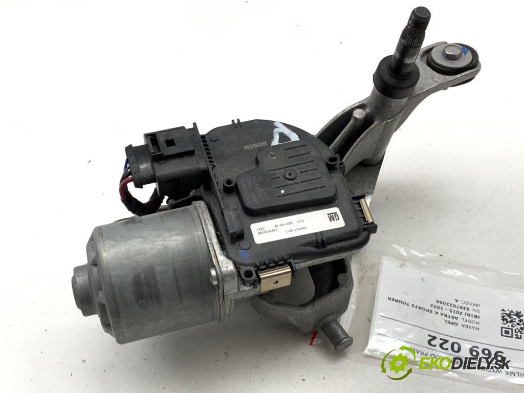 OPEL ASTRA K Kombi 2021 107 kW 1.2 Turbo (35) 1199 Motor stieračov predný pravy 3397022098