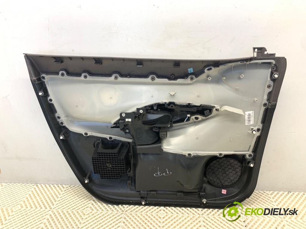 TOYOTA YARIS IV SUV 2022 68 kW 1.5 Hybrid (MXPJ10) 1490 ča dveře pravý přední část