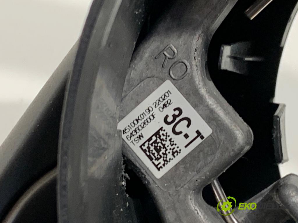 TOYOTA YARIS IV SUV 2022 68 kW 1.5 Hybrid (MXPJ10) 1490 volant 45100K0190 (Volant)
