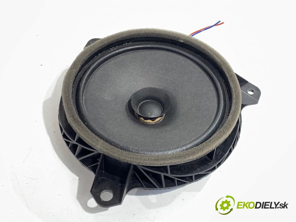 TOYOTA YARIS IV SUV 2022 68 kW 1.5 Hybrid (MXPJ10) 1490 reproduktory 86160-02B80