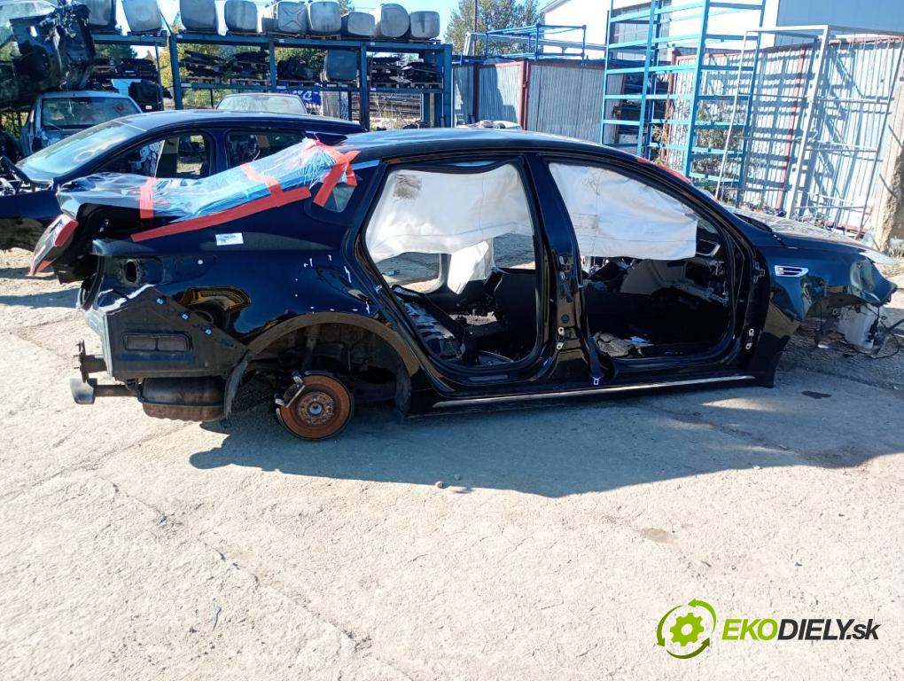 KIA OPTIMA sedan 2015 120 kW 2.0 CVVL 1999 karoséria ČTVRŤÁK: Blatník prah strecha PODŁUŻNICA 