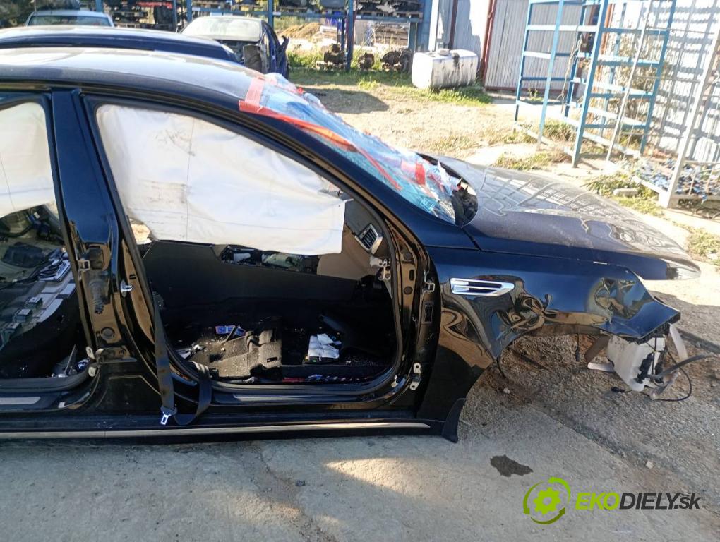 KIA OPTIMA sedan 2015 120 kW 2.0 CVVL 1999 karoséria ČTVRŤÁK: Blatník prah strecha PODŁUŻNICA