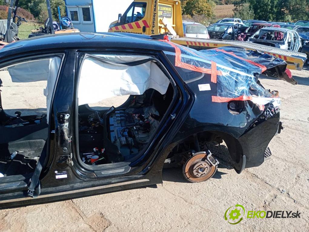 KIA OPTIMA sedan 2015 120 kW 2.0 CVVL 1999 karoséria ČTVRŤÁK: Blatník prah strecha PODŁUŻNICA