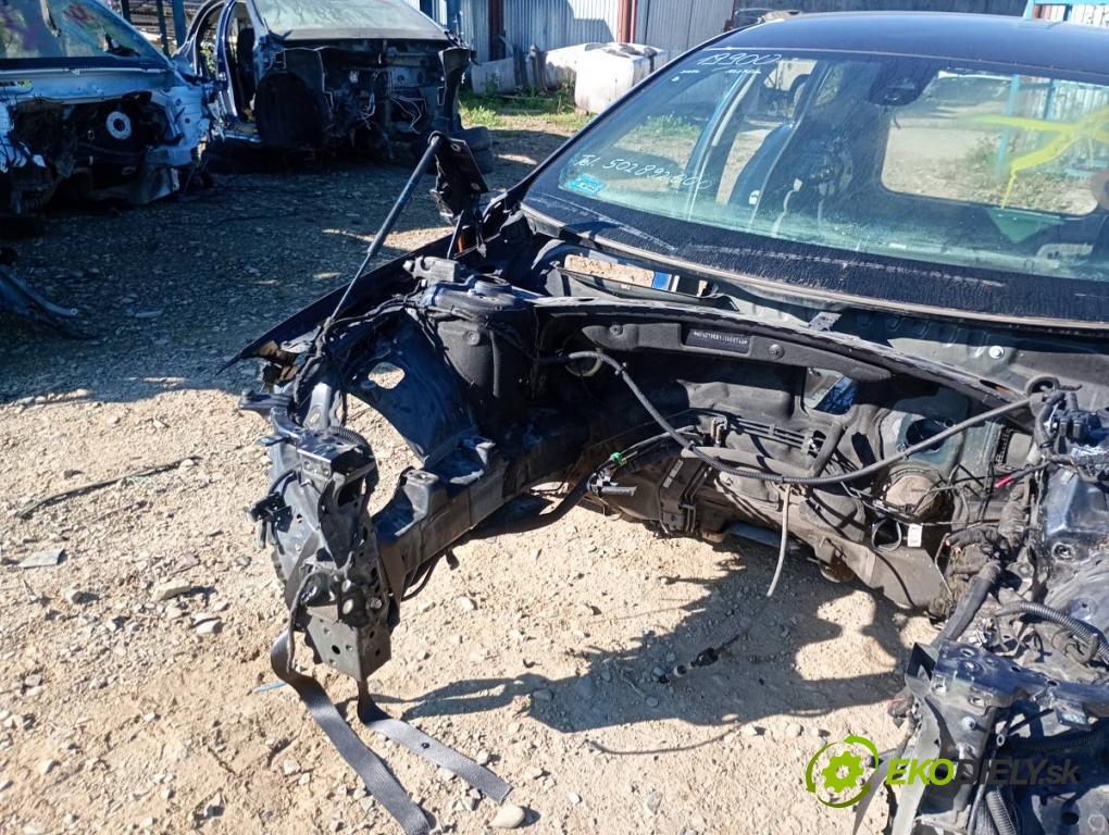 OPEL INSIGNIA B Kombi 2017 121 kW 1.5 (35) 1490 karoséria ČTVRŤÁK: Blatník prah strecha PODŁUŻNICA