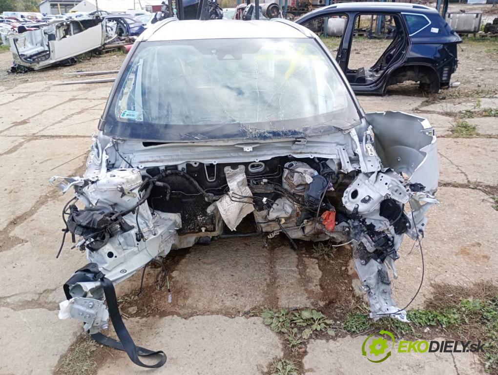 TOYOTA YARIS IV SUV 2022 68 kW 1.5 Hybrid (MXPJ10) 1490 KAROSERIA ČTVRŤÁK blatník práh střecha PODŁUŻNICA