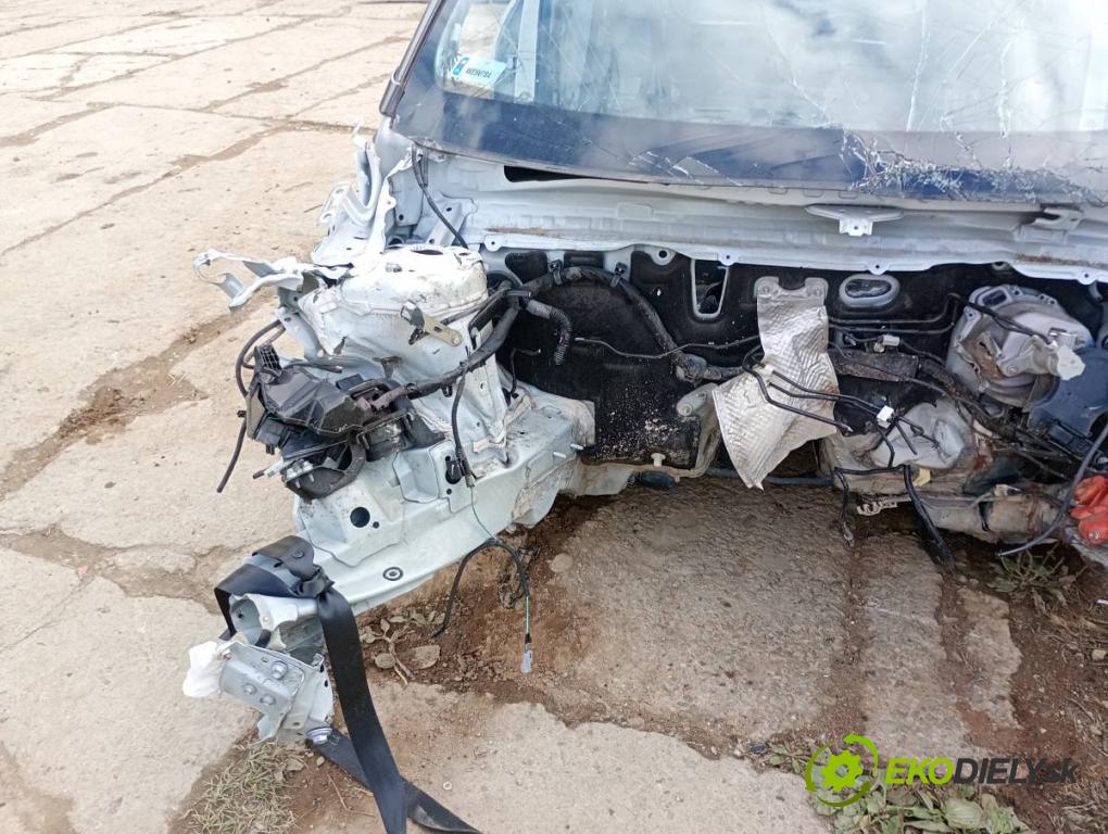 TOYOTA YARIS IV SUV 2022 68 kW 1.5 Hybrid (MXPJ10) 1490 KAROSERIA ČTVRŤÁK blatník práh střecha PODŁUŻNICA