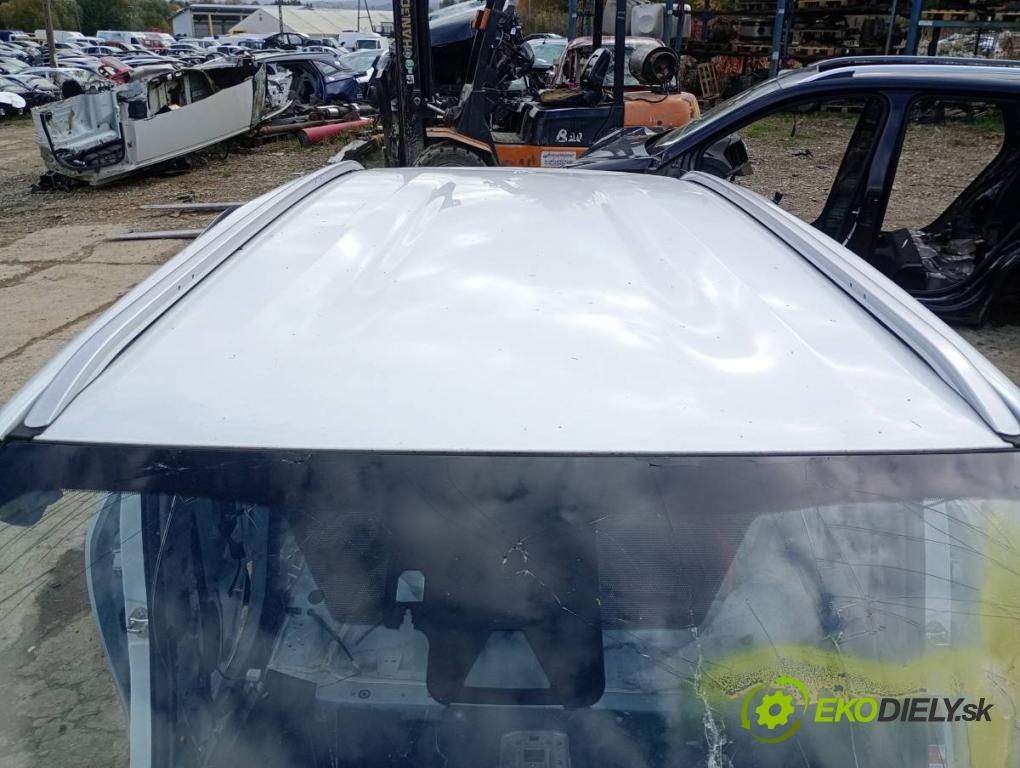 TOYOTA YARIS IV SUV 2022 68 kW 1.5 Hybrid (MXPJ10) 1490 KAROSERIA ČTVRŤÁK blatník práh střecha PODŁUŻNICA