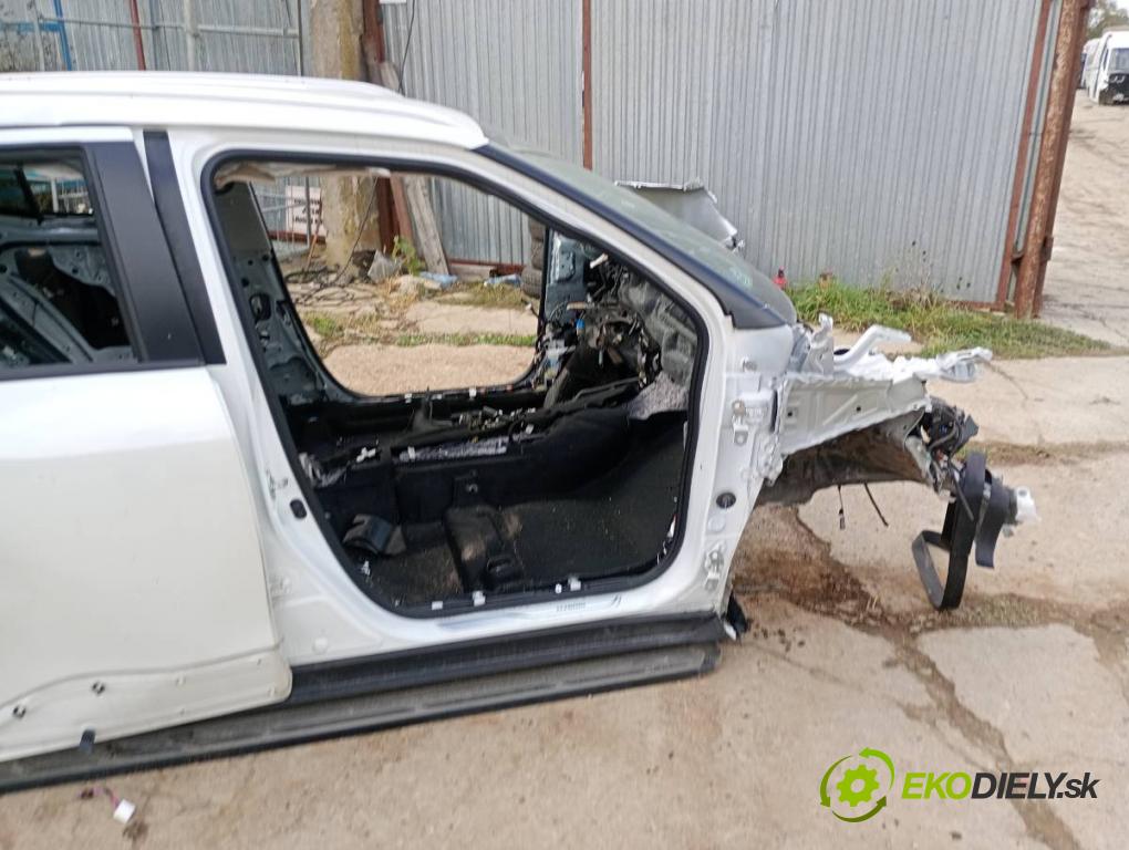 TOYOTA YARIS IV SUV 2022 68 kW 1.5 Hybrid (MXPJ10) 1490 KAROSERIA ČTVRŤÁK blatník práh střecha PODŁUŻNICA