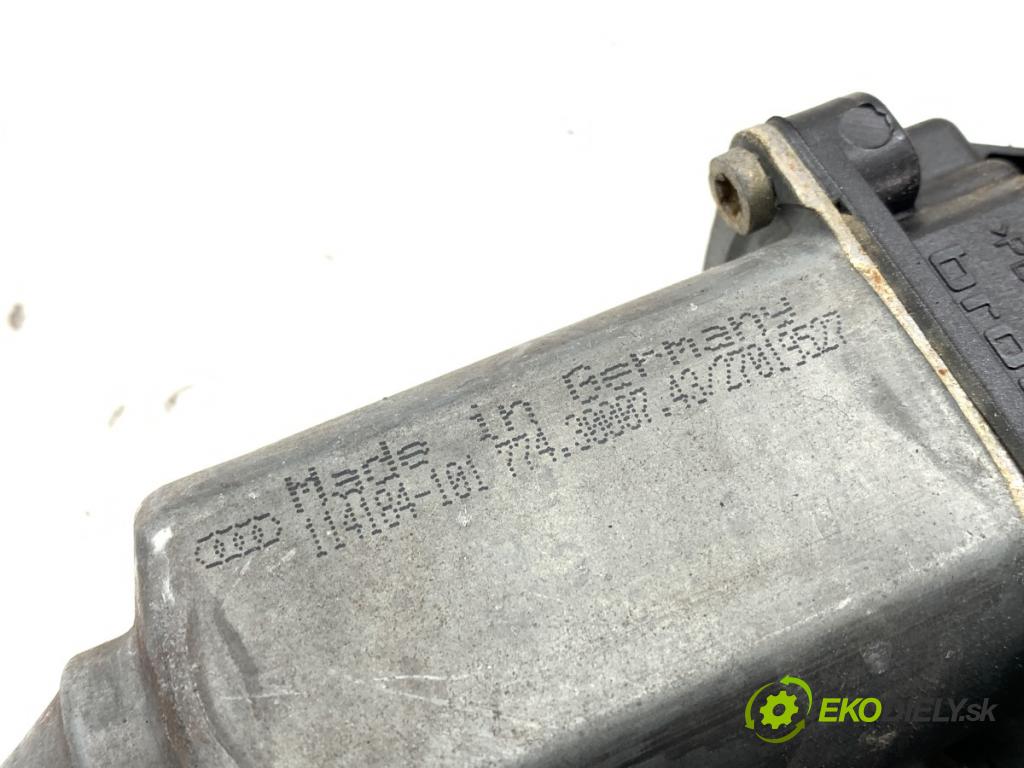 AUDI A6 C5 sedan 1999 110 kW 1.8 T 1781 motor sťahovaní okna levý zadní část 4B0959801B