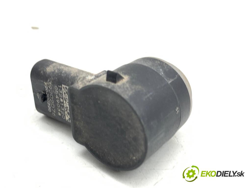 OPEL ASTRA K Kombi 2021 107 kW 1.2 Turbo (35) 1199 Snímač PDC 39202076