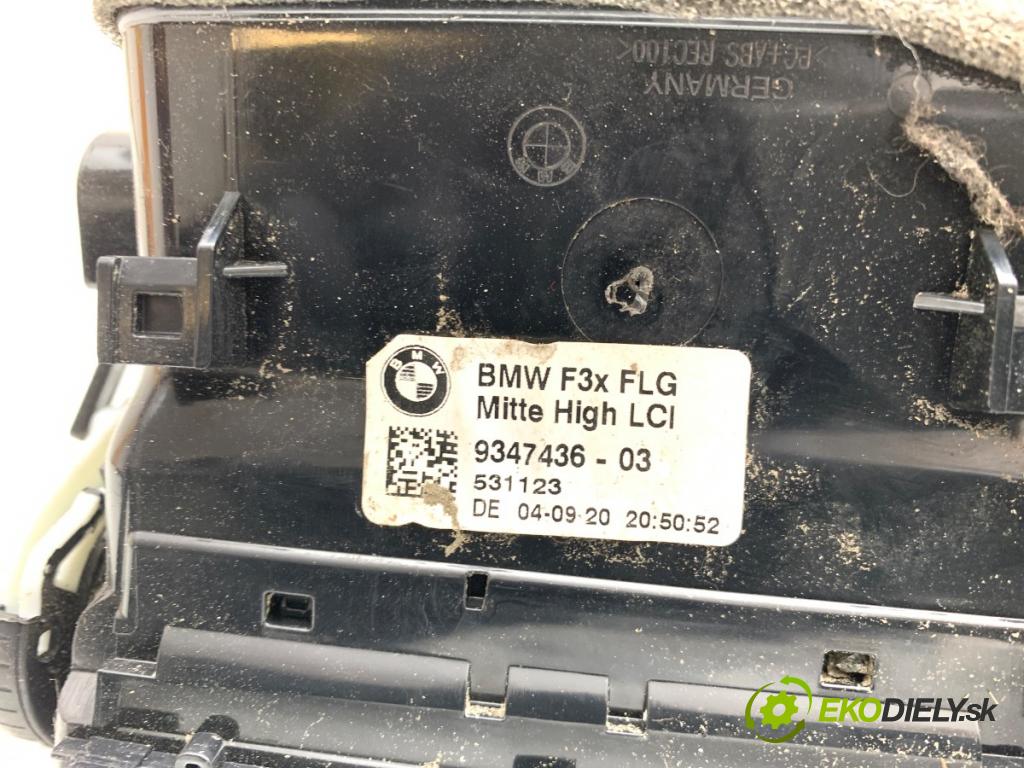 BMW F36 coupe 2020 135 kW 420 i xDrive 1998 Mriežky kúrenia predný 9347436