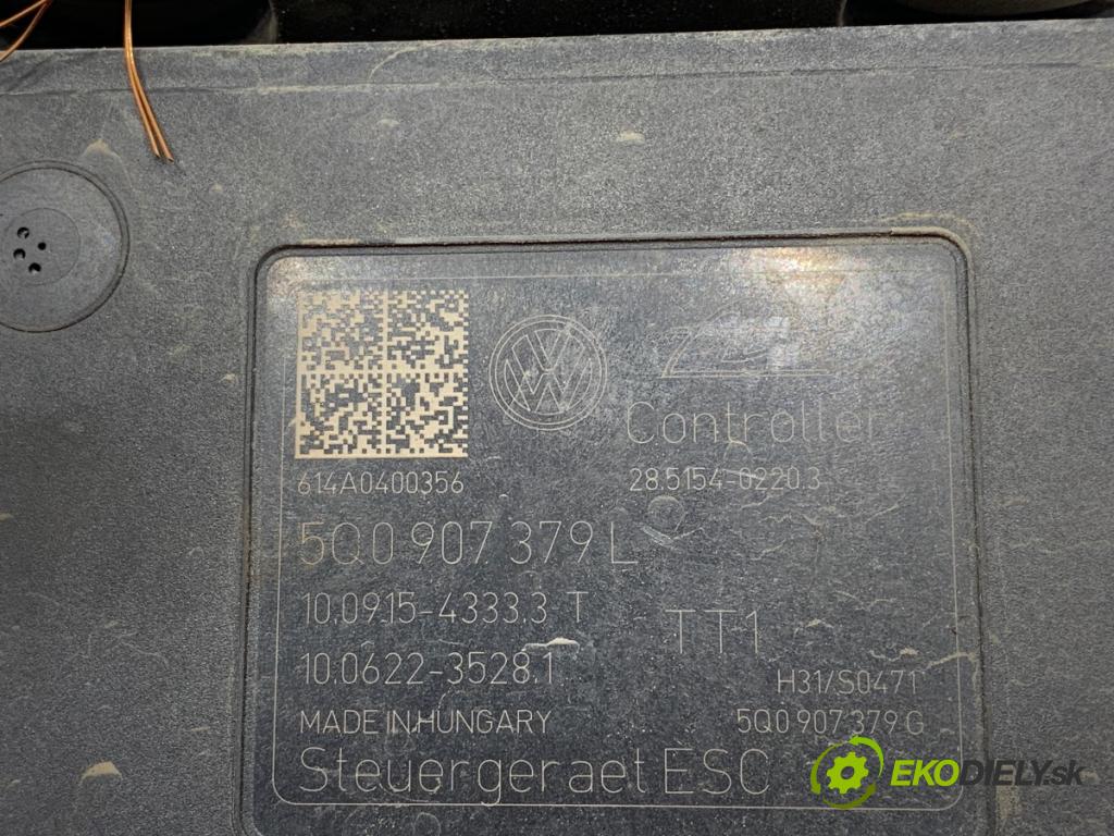 VW GOLF VII Kombi 2014 81 kW 1.6 TDI 1598 Pumpa ABS 5Q0614517K (Pumpa ABS)