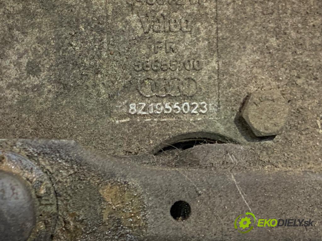 AUDI A2 liftback 2000 55 kW 1.4 TDI 1422 Mechanizmus stieračov predný 8Z0955113 (Motorček stieračov predný)