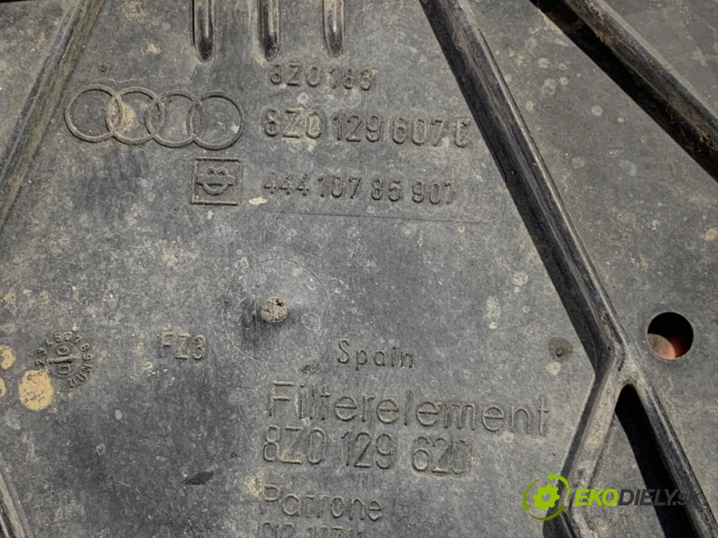 AUDI A2 liftback 2000 55 kW 1.4 TDI 1422 Obal filtra vzduchu 8Z0129607C (Obal vzduchového filtra)