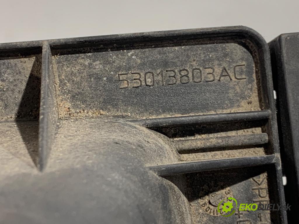 JEEP GRAND CHEROKEE WK samochód terenowy zamknięty 2008 160 kW 3.0 CRD 4x4 2987 obal filtra vzduchu 53013803AC (Kryt vzduchového filtru)