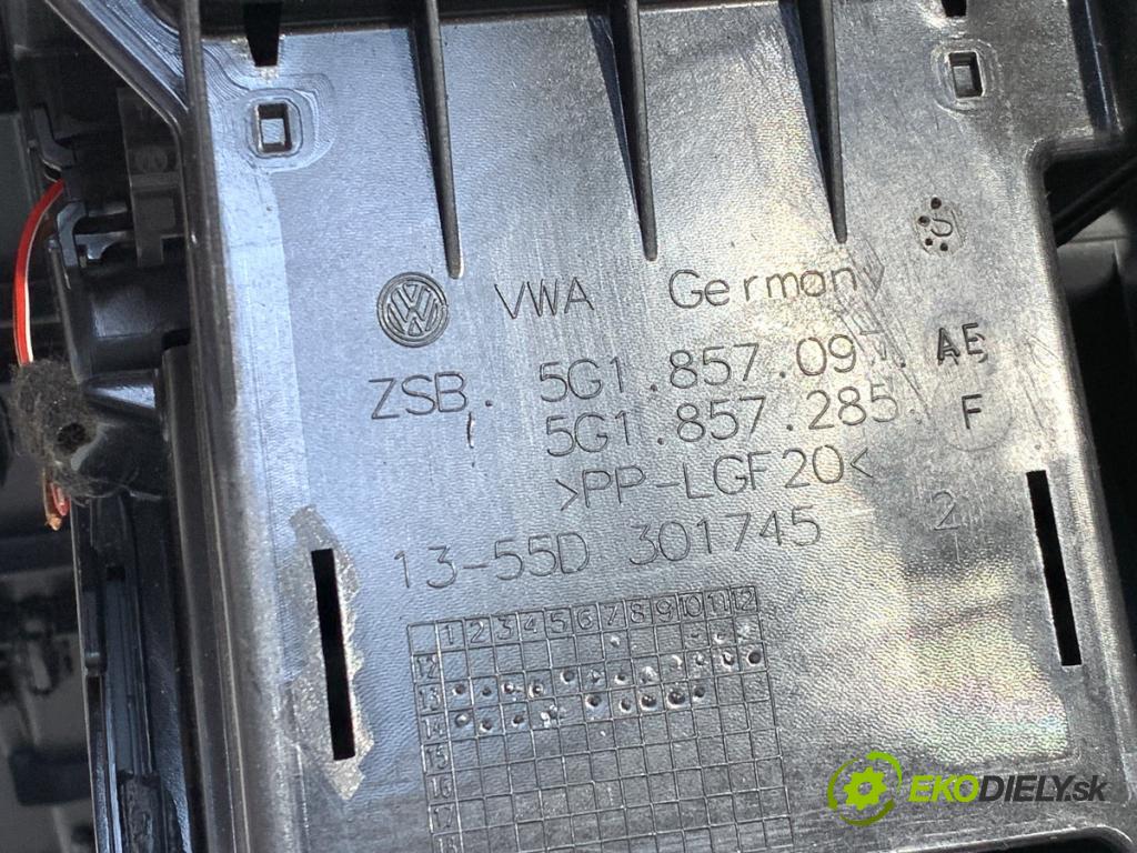 VW GOLF VII Kombi 2014 81 kW 1.6 TDI 1598 Priehradka, kastlík spolujazdca  (Priehradka (kastlík))