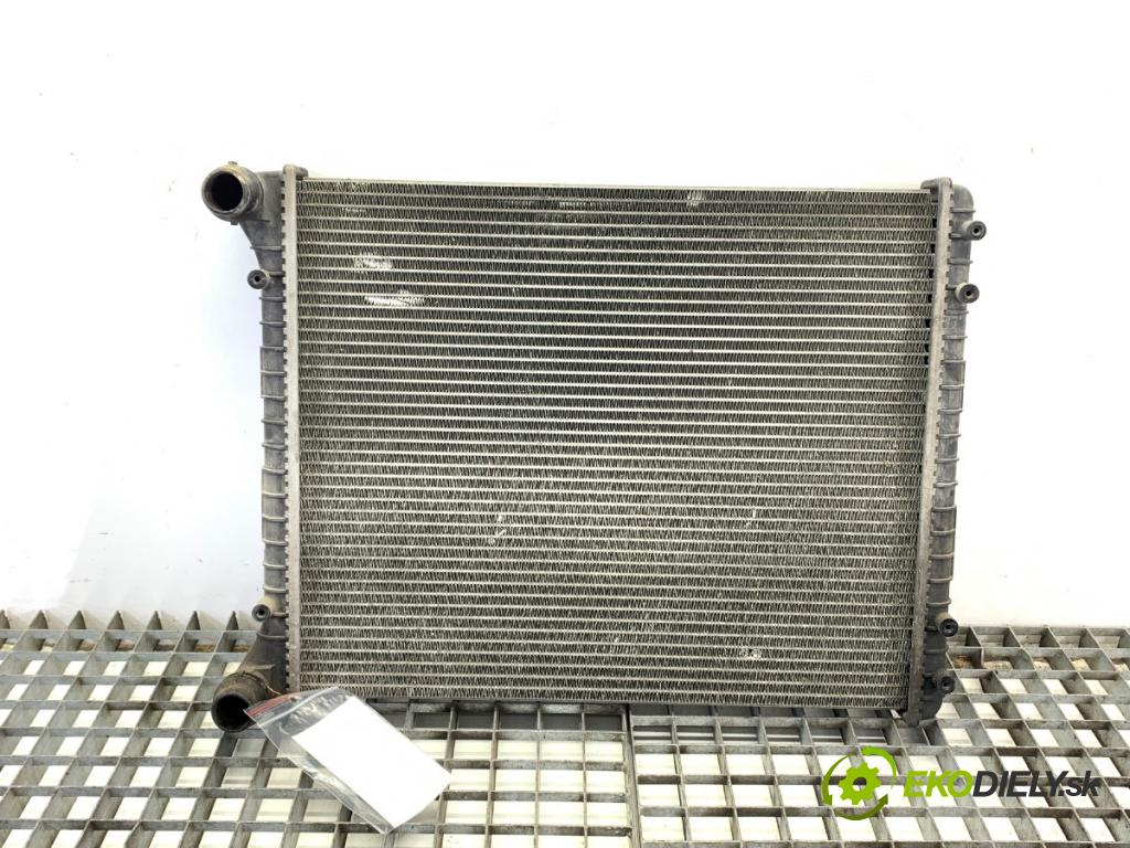AUDI A2 liftback 2000 55 kW 1.4 TDI 1422 chladič vody 8Z0121251D (Vodní chladič)