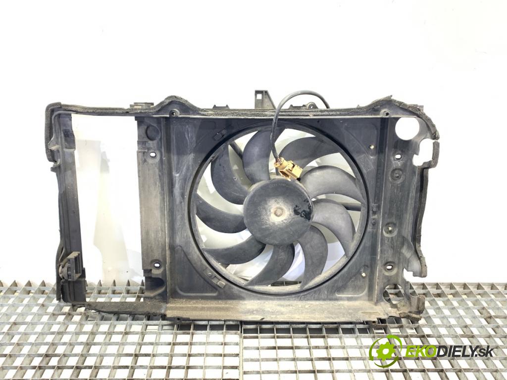 AUDI A2 liftback 2000 55 kW 1.4 TDI 1422 Ventilátor chladiča 8Z0121207B (Ventilátor)