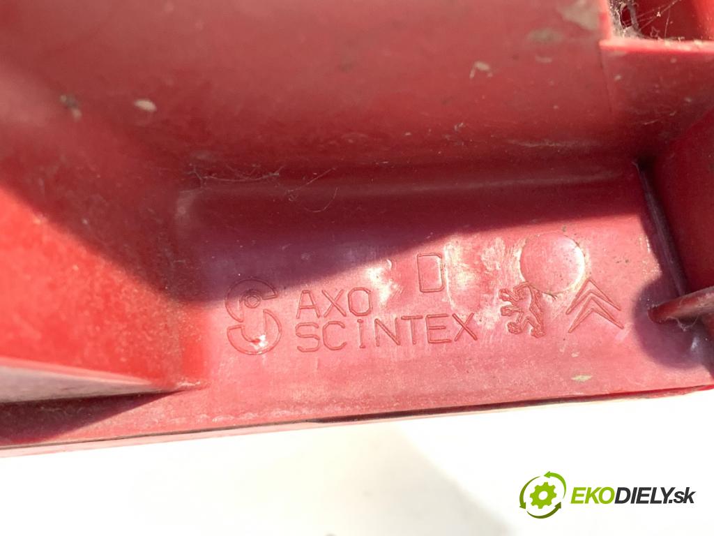 CITROEN C3 I liftback 2006 54 kW 1.4 i 1360 světlo pravý zadní část