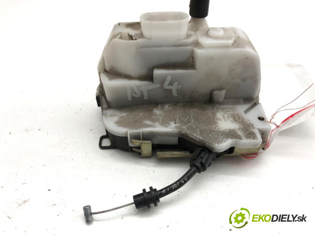 CITROEN C3 I liftback 2006 54 kW 1.4 i 1360 zámok Dvere pravy zad