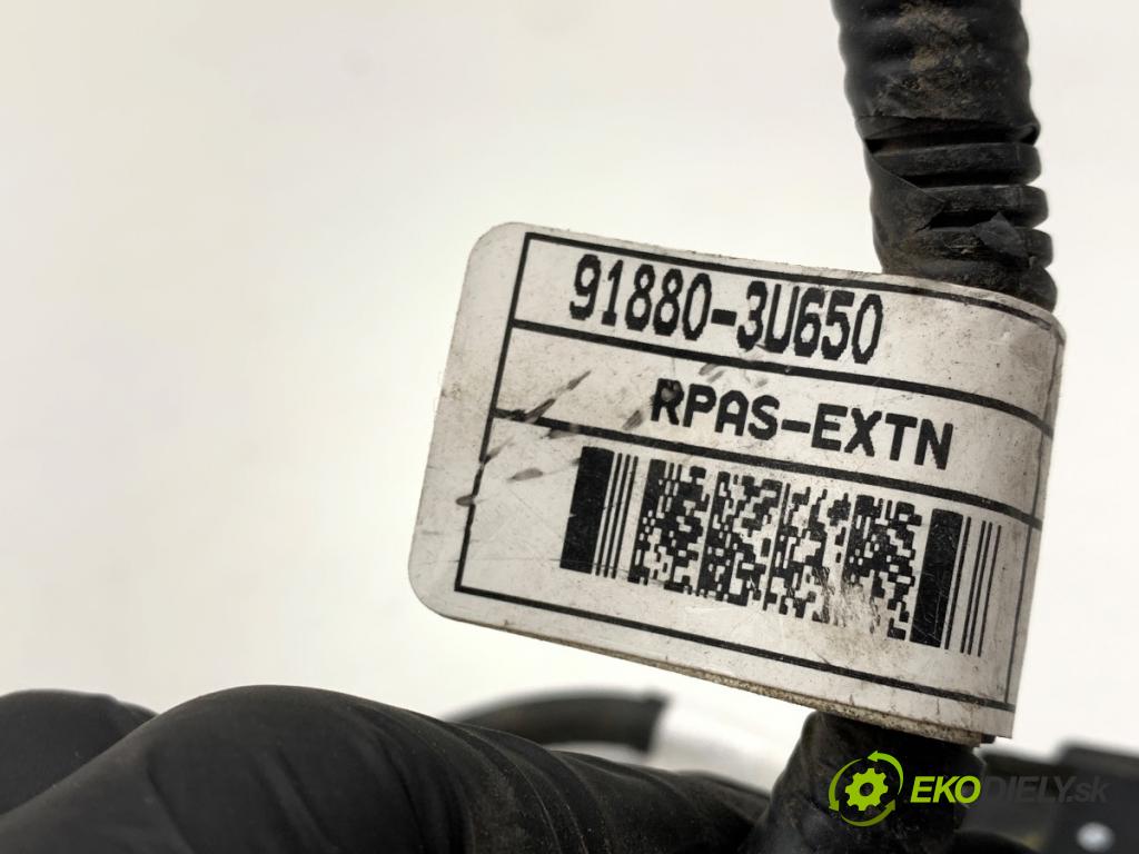 KIA SPORTAGE III SUV 2014 100 kW 2.0 CRDi AWD 1995 Káblovačka PDC zad 91880-3U650